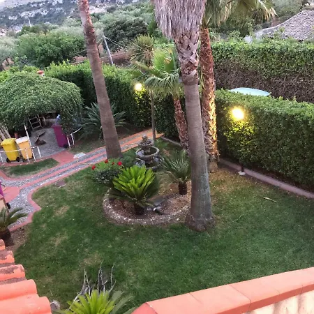 Casa Vacanza Passiflora Holiday home *